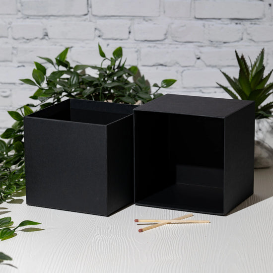 Luxuriöse Starre Box Für Tall 3-Docht Kerzenglas - Schwarz